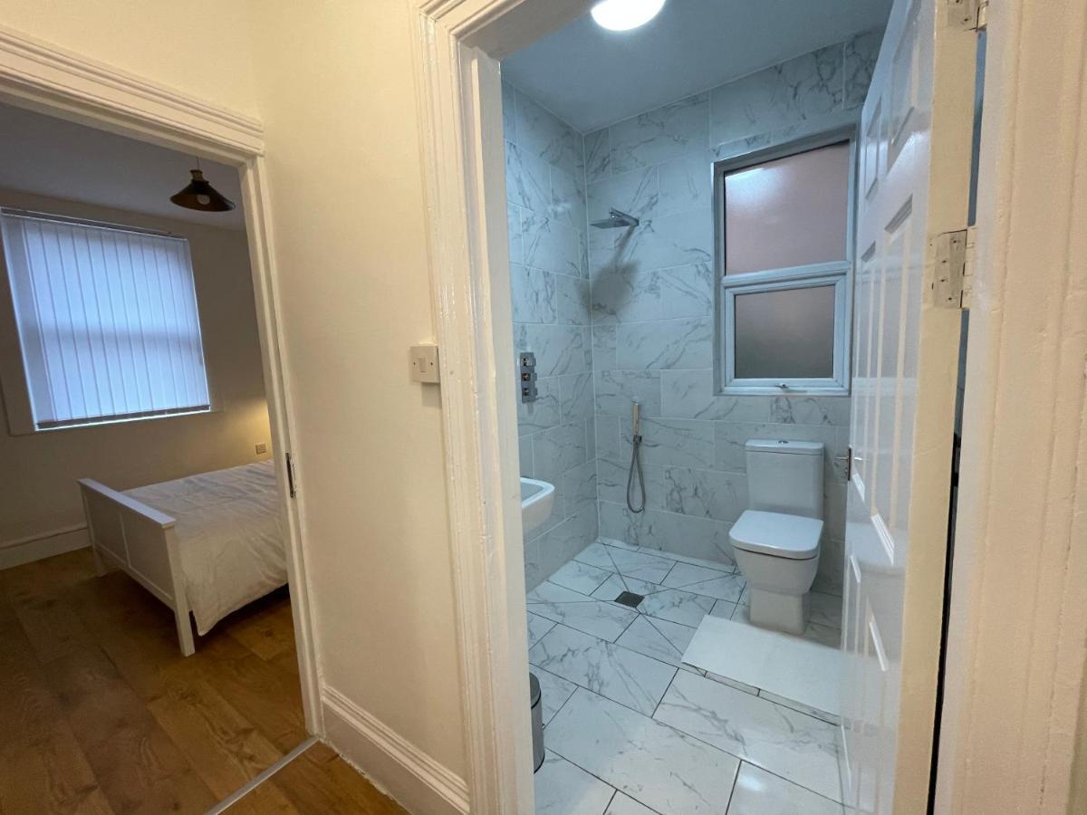 Citystays Rooms With Free Parking Liverpool Esterno foto
